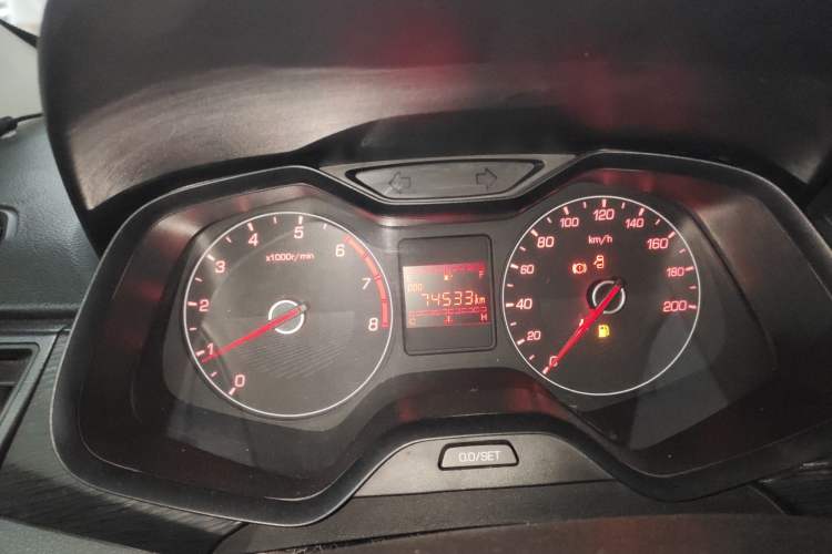 Used Baojun 310 2016 1.2L manual Comfort trim level
