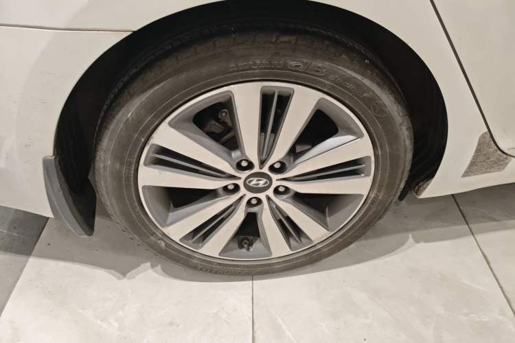 Used Hyundai Mistra 2014 1.8L Automatic Deluxe DLX Model
