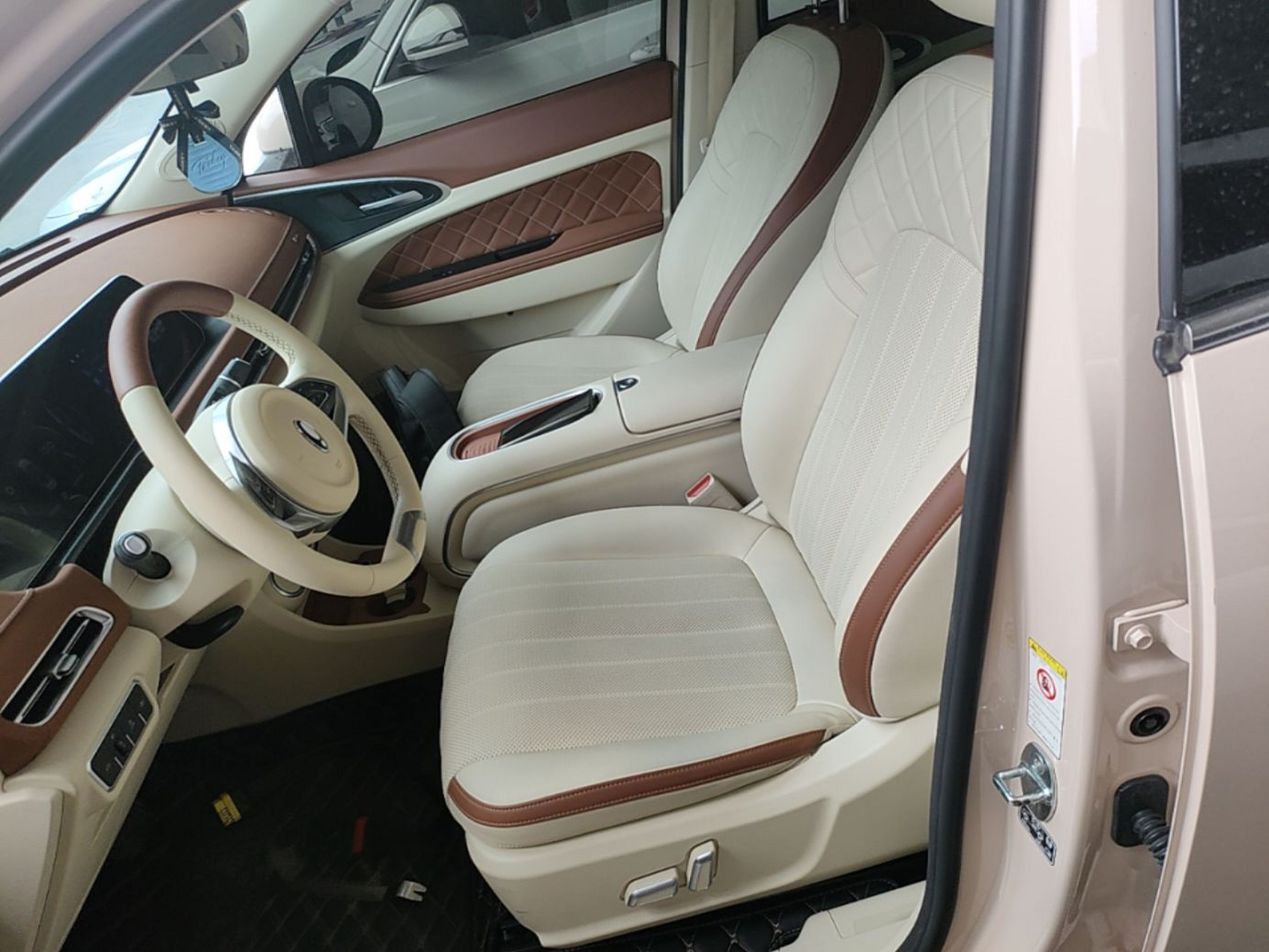 Interior delantero