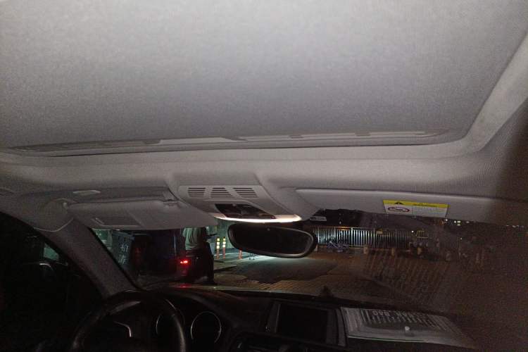 Used BMW 2 Series 2018 220i Sport Design Package Headliner