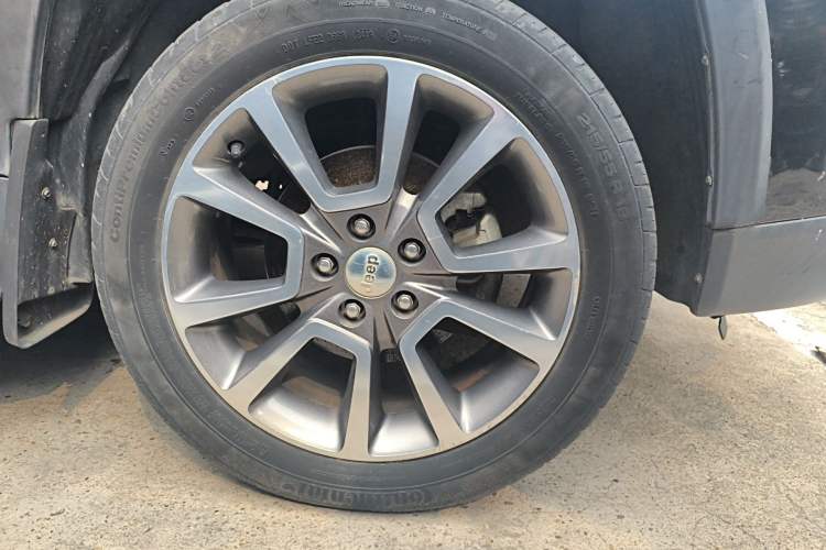 Used Jeep Compass 2014 2.4L four-wheel drive luxury version