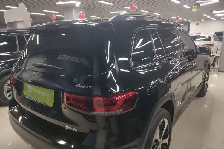 Used Mercedes-Benz GLB 2022 GLB 220 4MATIC Rear Right 45 Deg