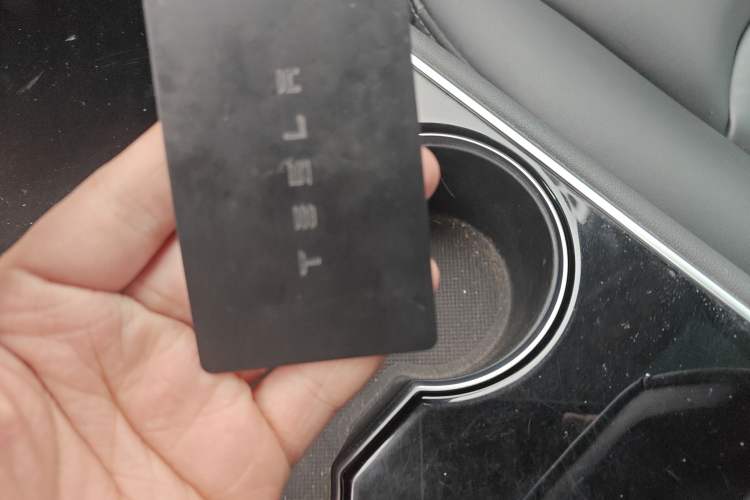 Used Tesla Model 3 2020 Standard Range Rear-Wheel Drive Upgraded Version Vehicle Key