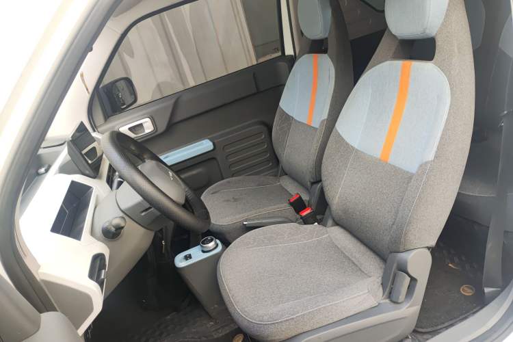 Used Geely Galaxy Panda 2024 Panda Mini 200km Endurance Bear
