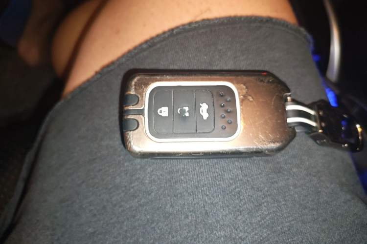 Used Honda Crider 2015 1.8L automatic luxury edition Vehicle Key