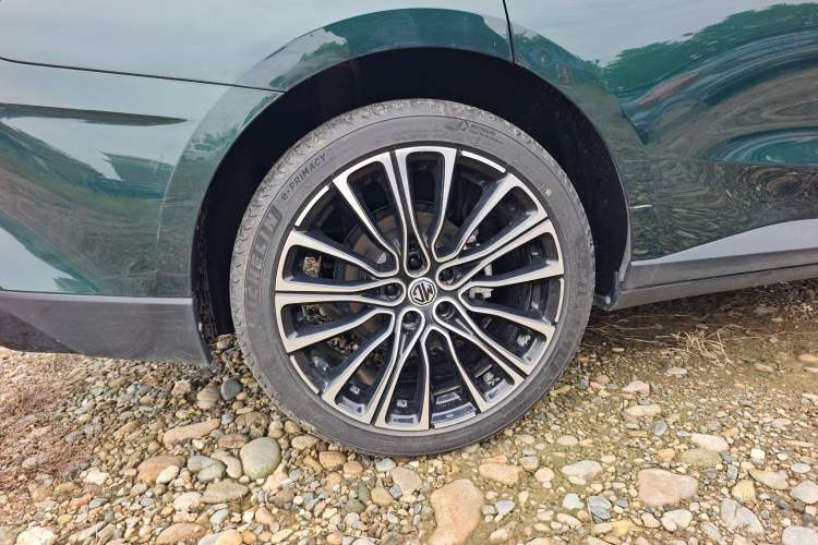 Used MG 7 2023 1.5T DCT Elegant & Graceful Edition