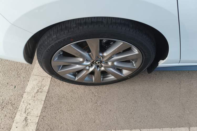 Used Mazda 3 Axela 2023 2.0L Automatic ZhiXuan Edition
