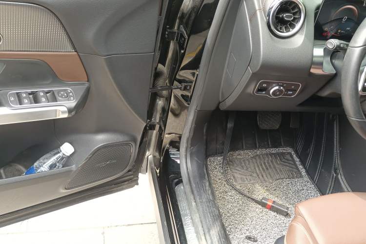 Used Mercedes-Benz GLB 2020 GLB 200 Dynamic Edition Driver Seat