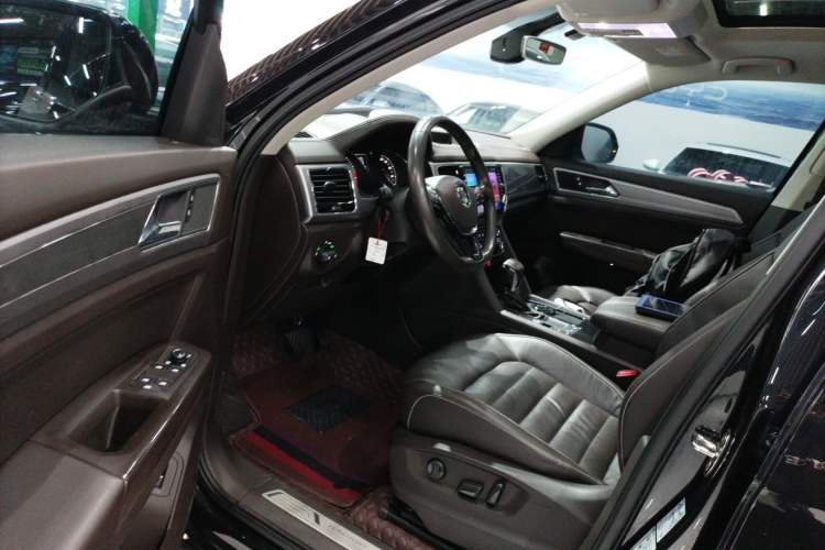 Used Volkswagen Teramont 2017 330TSI Two-Wheel-Drive Luxury Edition