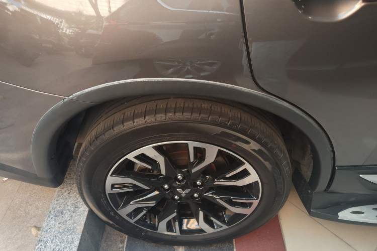 Used Mitsubishi Outlander 2019 2.0L Two-Wheel Drive Comfort Edition 7-Seater China VI Standard