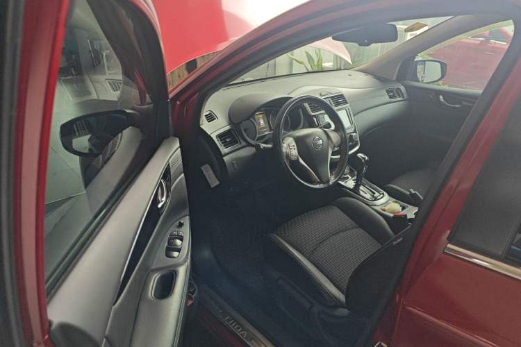 Used Nissan Tiida 2016 1.6L CVT Smart Drive Edition