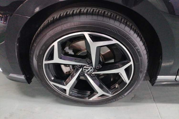 Used Volkswagen Magotan 2023 2 Million Units Commemorative Edition 330TSI DSG Luxury Version