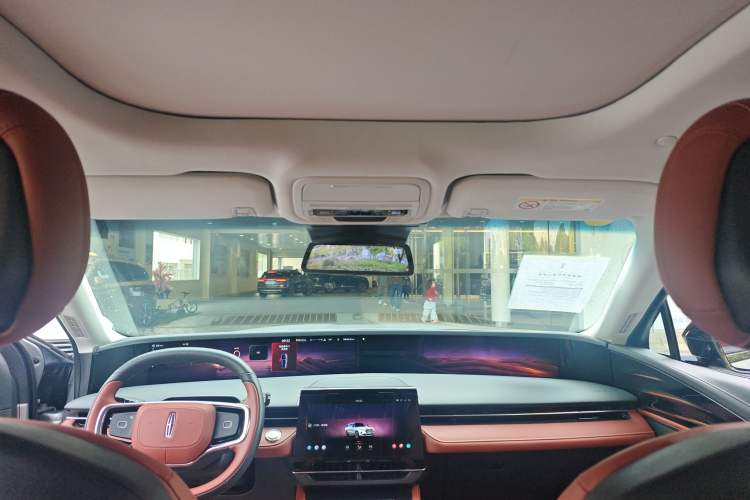 Used Lincoln Nautilus 2025 2.0T All-Wheel-Drive Luxury Hybrid Edition
