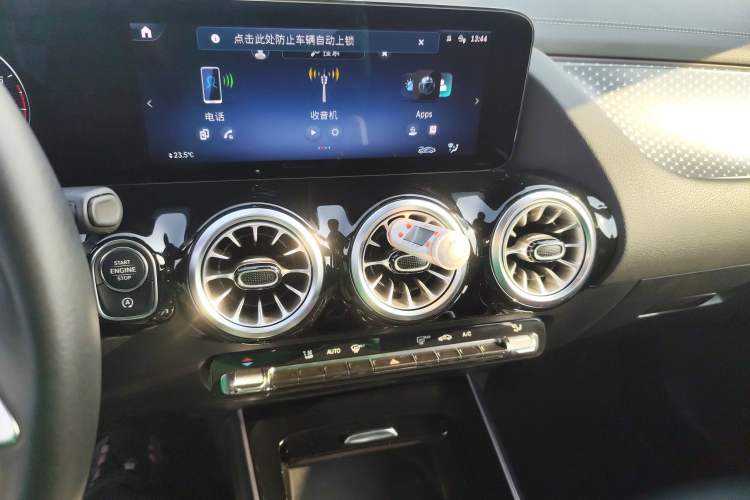 Used Mercedes-Benz GLA 2024 GLA 220 Audio And AC Panel