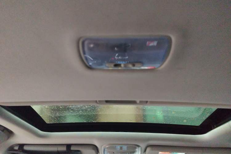 Used Haval H6 2015 Revised Version Sport Edition 1.5T Manual Transmission Two-Wheel Drive Elite Grade
