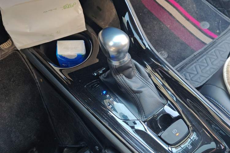 Used Toyota C-HR 2020 2.0L Luxury Edition
