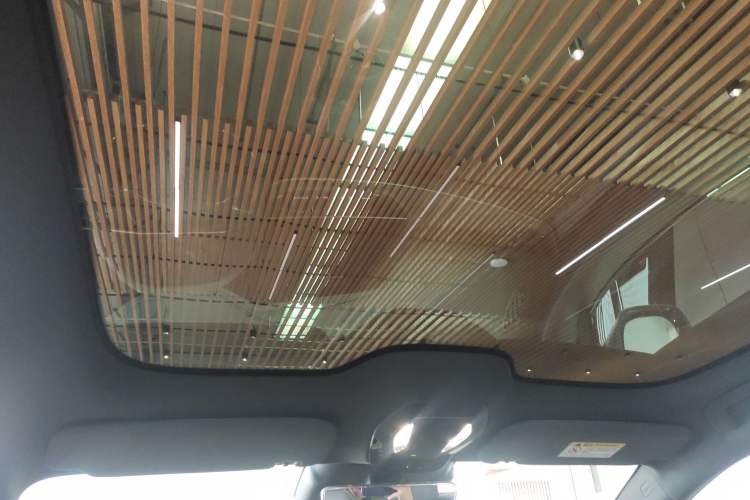 Used Hongqi Tiangong 08 2025 680 Ultra Four-Wheel-Drive Version Headliner