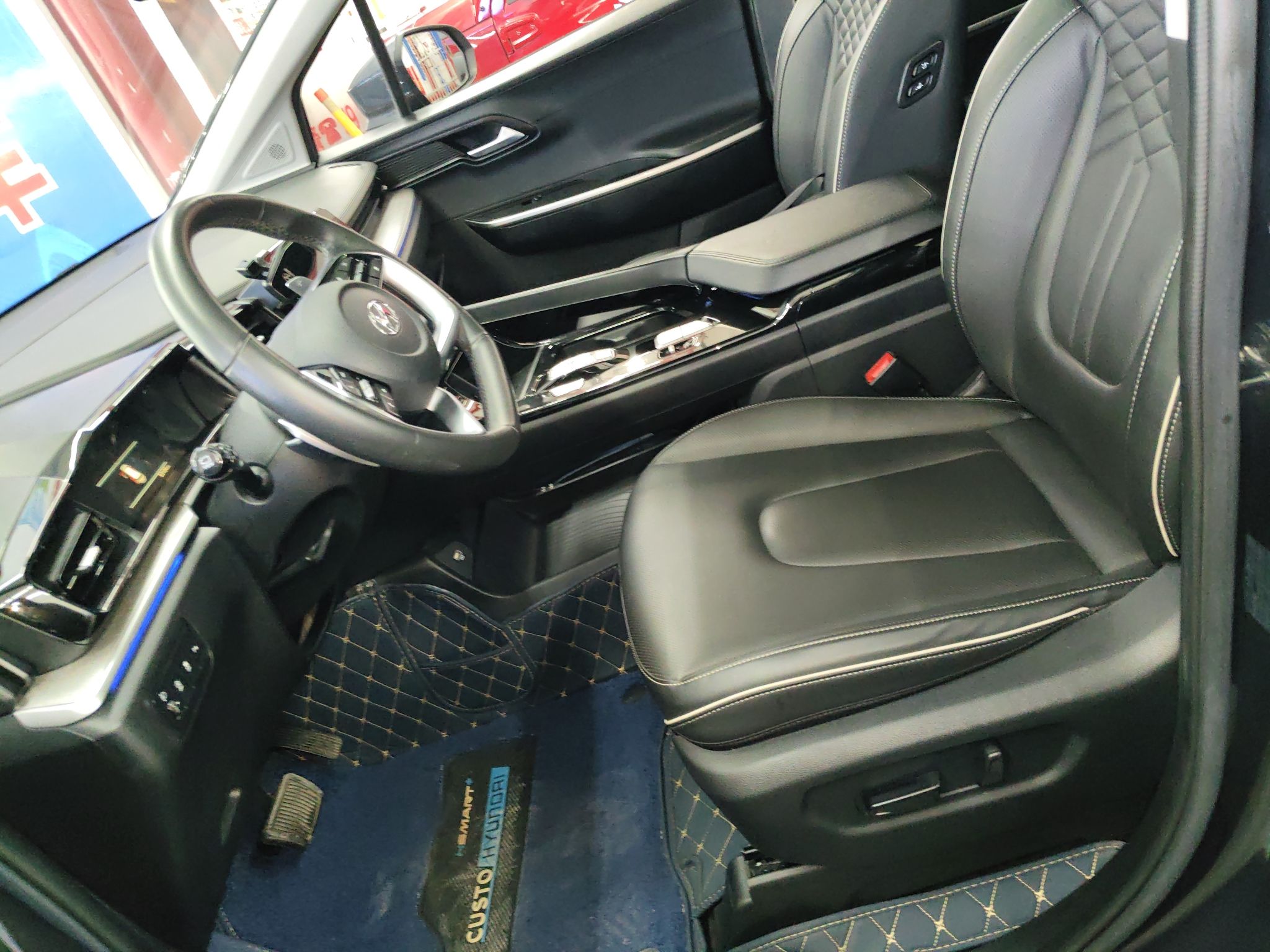 المقاعد الأمامية داخل السيارة