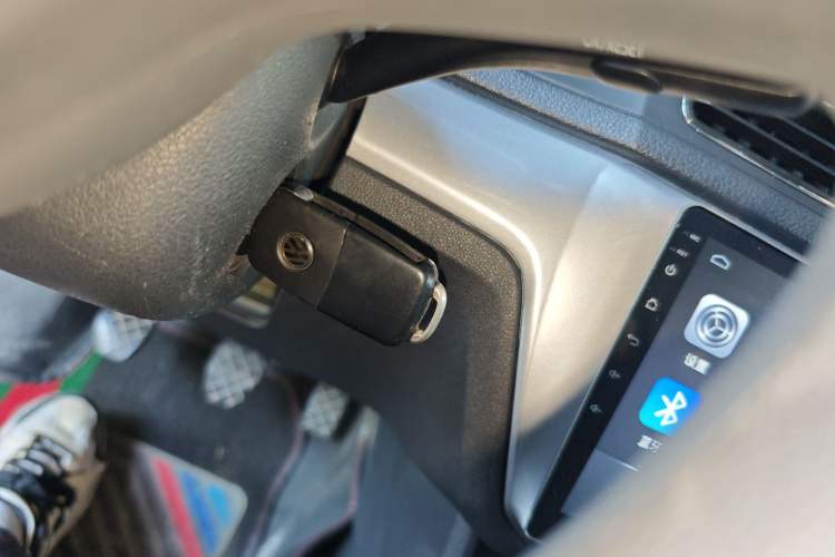 Used Volkswagen Lavida 2017 1.6L Manual Fashion Edition