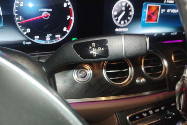 Used Mercedes-Benz E-Class 2017 E 300 L Sporty and Stylish Model