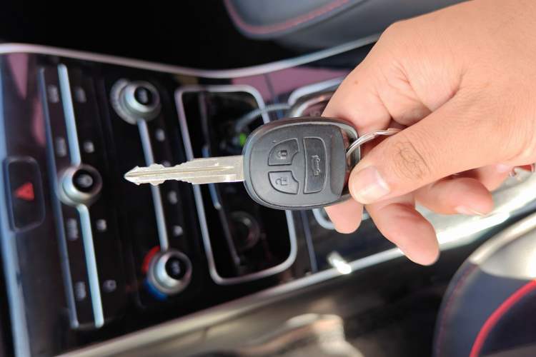 Used CHANGAN KAICHENG Oushang A600 2018 1.5L Manual Luxury Model Vehicle Key