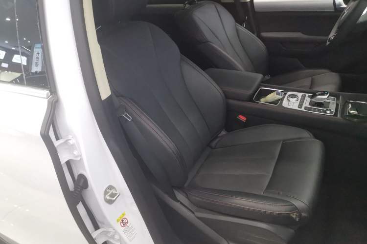 Used BYD Tang New Energy 2019 DM 2.0T All-Wheel Drive Smart Connectivity Enjoyment Model 7 Seats China VI Standard