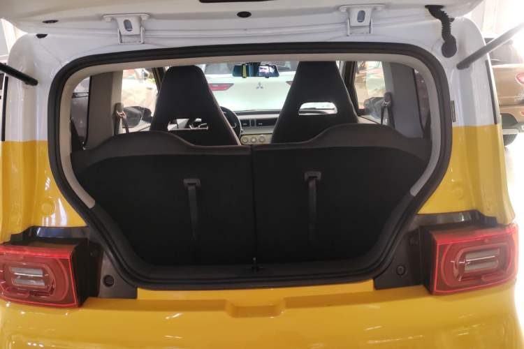 Used Wuling Hongguang MINIEV 2021 Macaron Premium Model – Lithium-NMC