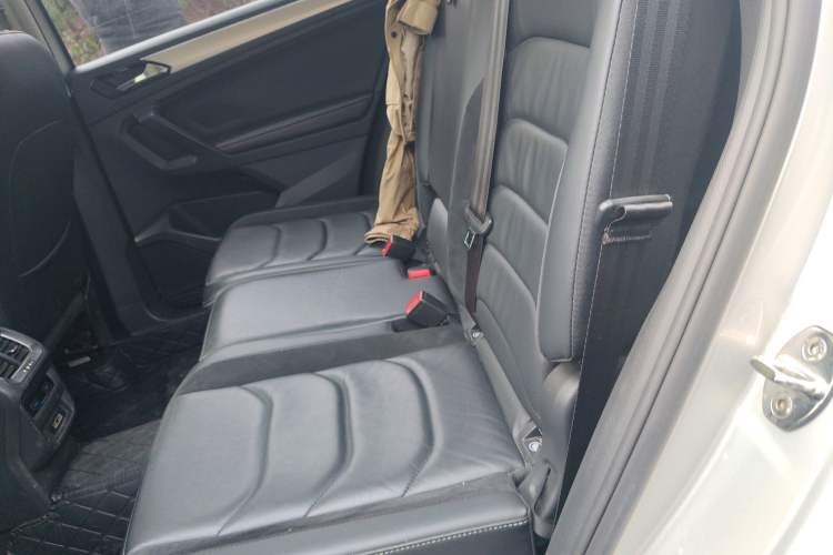 Used Volkswagen Tiguan L 2017 330TSI Automatic Two-Wheel Drive Luxury Edition