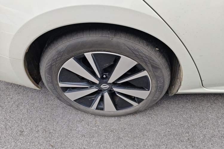 Used Nissan Teana 2021 2.0L XL Comfort Edition Right Rear Wheel Hub