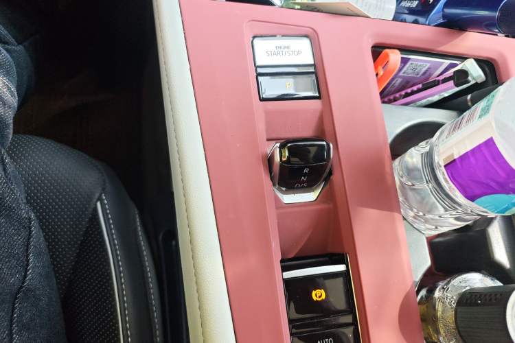 Used Volkswagen Teramont 2024 380TSI Four-Wheel Drive Prestige Luxury Edition Gear Lever