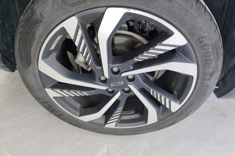 Used Geely Auto Monjaro L 2024 2.0TD High-Power Automatic Two-Wheel Drive Skyline Edition