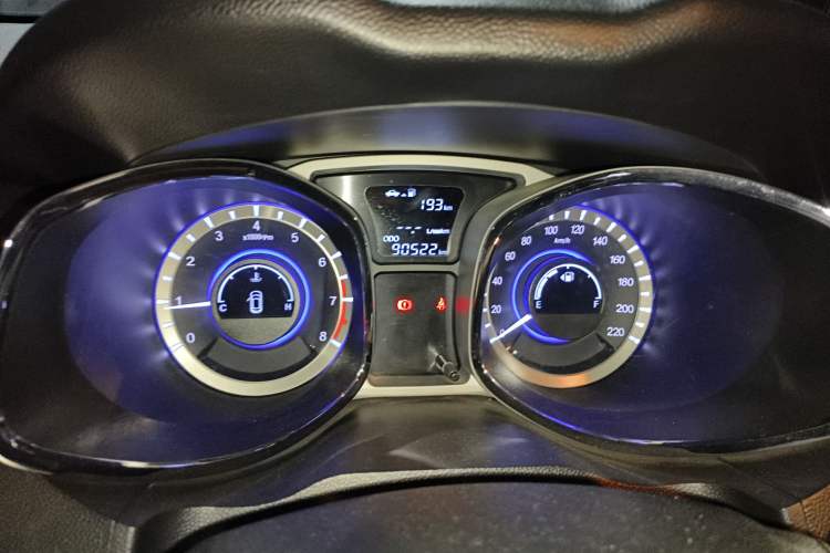 Used JAC Group Refine S5 2013 2.0T Manual Luxury Edition