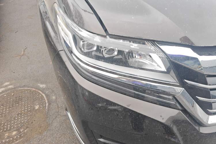 Used Honda Elysion 2016 2.4L Classic Edition Exterior 3