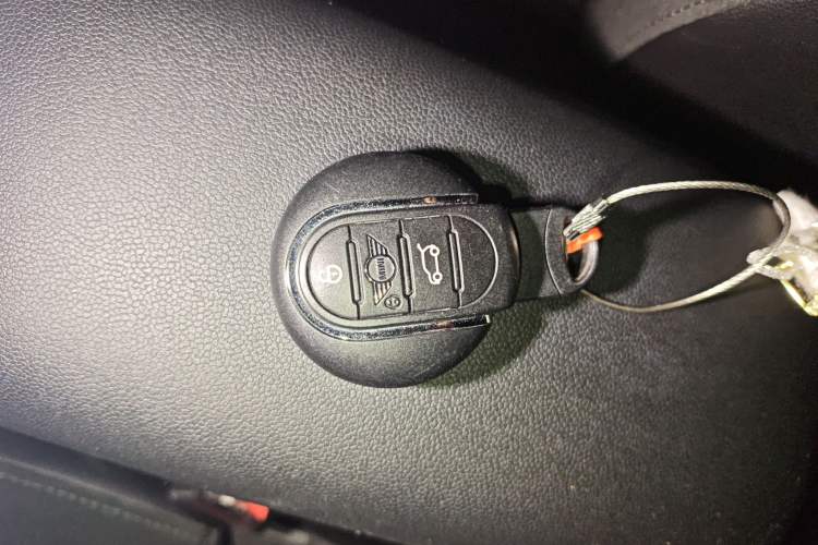 Used MINI Clubman 2018 2.0T COOPER S Artist Vehicle Key