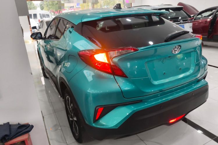 Used Toyota C-HR 2018 2.0L Leading Edition China V-standard