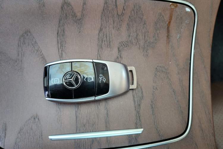 Used Mercedes-Benz E-Class 2023 Updated E 300 L Fashion Edition