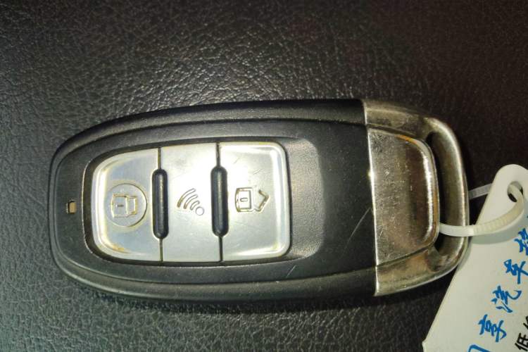 Used Toyota Camry 2015 2.0G Premier Edition Vehicle Key