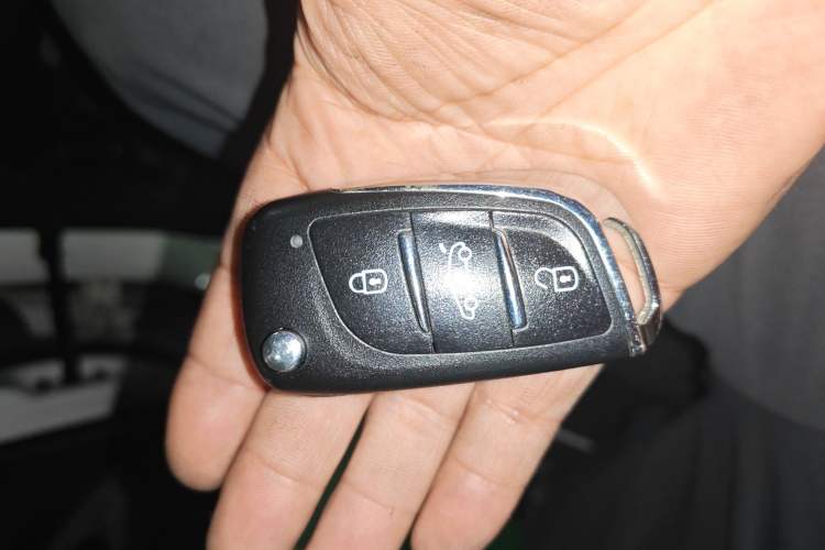 Used Hyundai ix35 2015 2.0L Automatic 2WD Comfort Edition China V Standard Vehicle Key