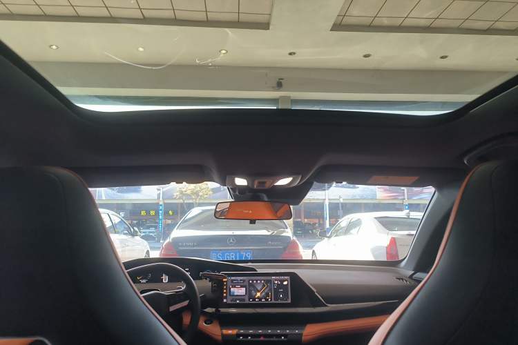 Used CHANGAN UNI-V 2024 2.0T Classic Sport Edition