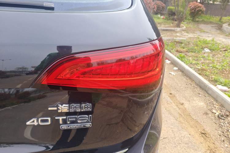 Used Audi Q5 2017 Plus 40 TFSI Ambition Model Right Rear Taillight