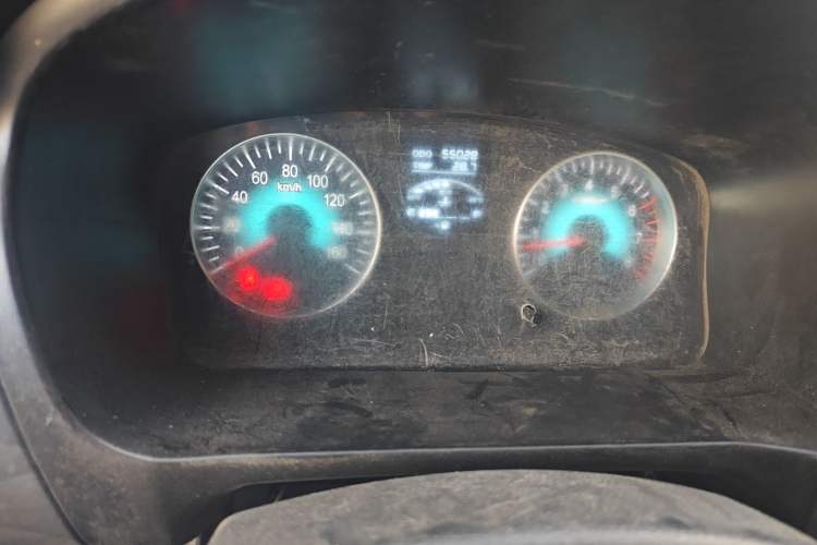 Used Jinbei Gold Hiace 2023 2.0L Passenger Van Engineering Lion 5/6/7 Seats Instrument Cluster