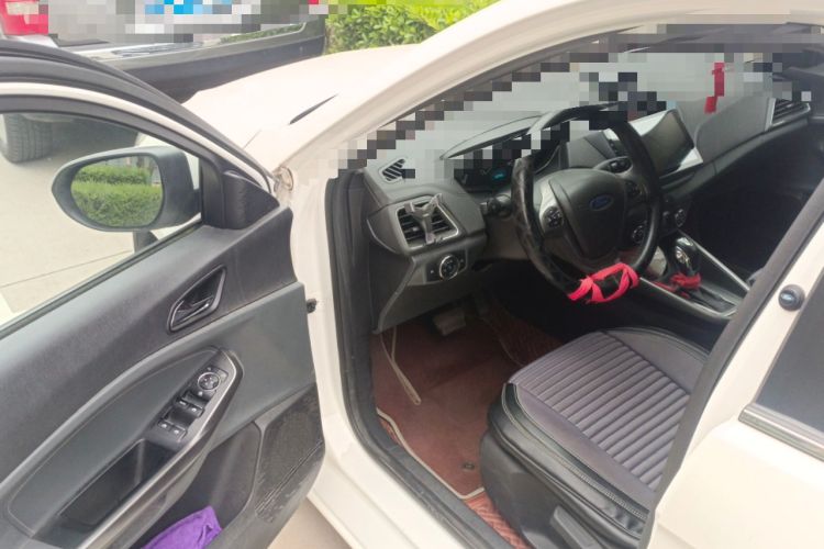 Used Ford Escort 2015 1.5L Automatic Fashion Model Driver Seat