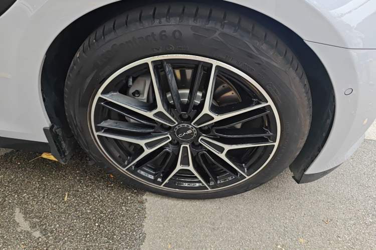 Used BYD Seal 2025 650 Long-Range Version Right Front Wheel Hub