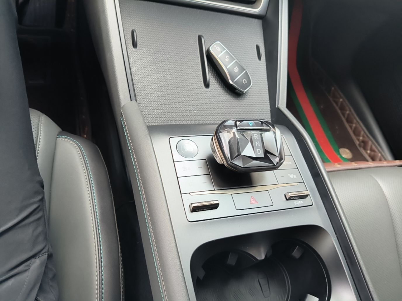 BYD Qin L 2024 DM-i 80KM Leading Model — снимка 16