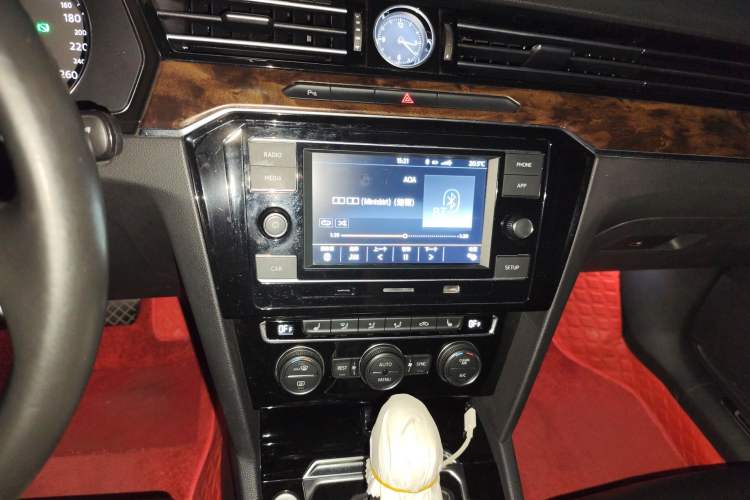 Used Volkswagen Magotan 2018 Facelift 330TSI DSG Luxury Model
