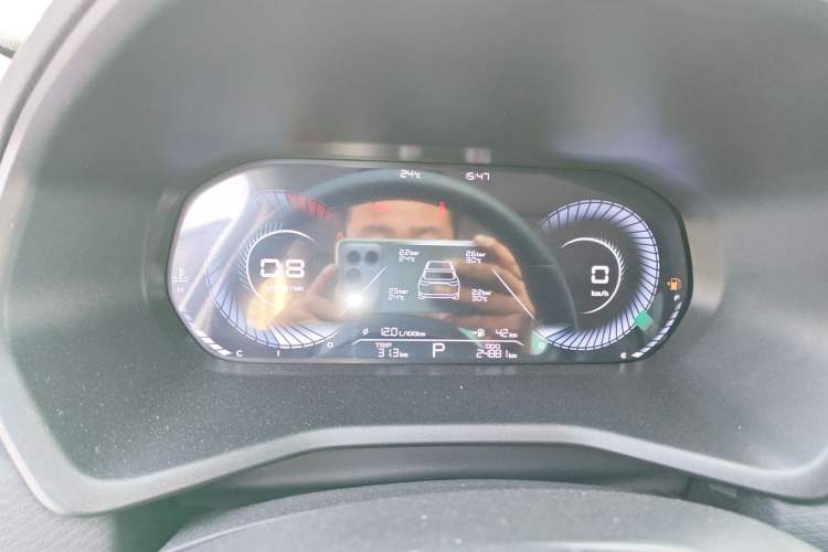 Used Geely Auto Emgrand 2025 4th Generation 1.5L CVT Luxury Version Instrument Cluster