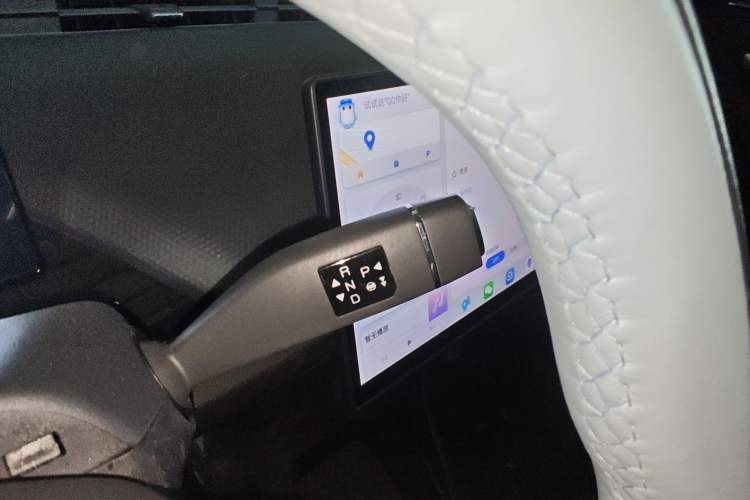 Used Chery New Energy Boundless Pro 2022 301km LingShou Edition Lithium Iron Phosphate Gear Lever