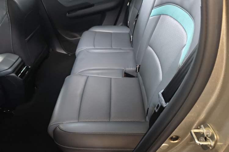 Used AION Y 2023 Plus 510 Smart Edition Left Rear Seat