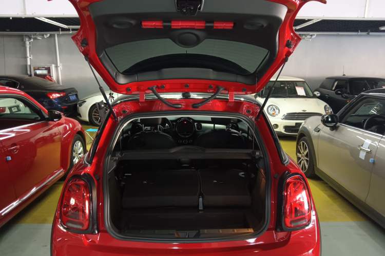 Used MINI MINI 2023 2.0T COOPER S Artist