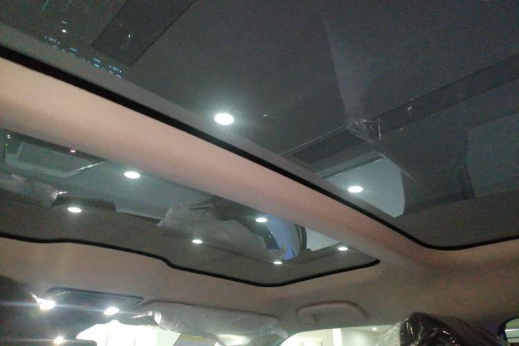 Used Honda P7 2025 Rear-Drive Long-Range Pro
